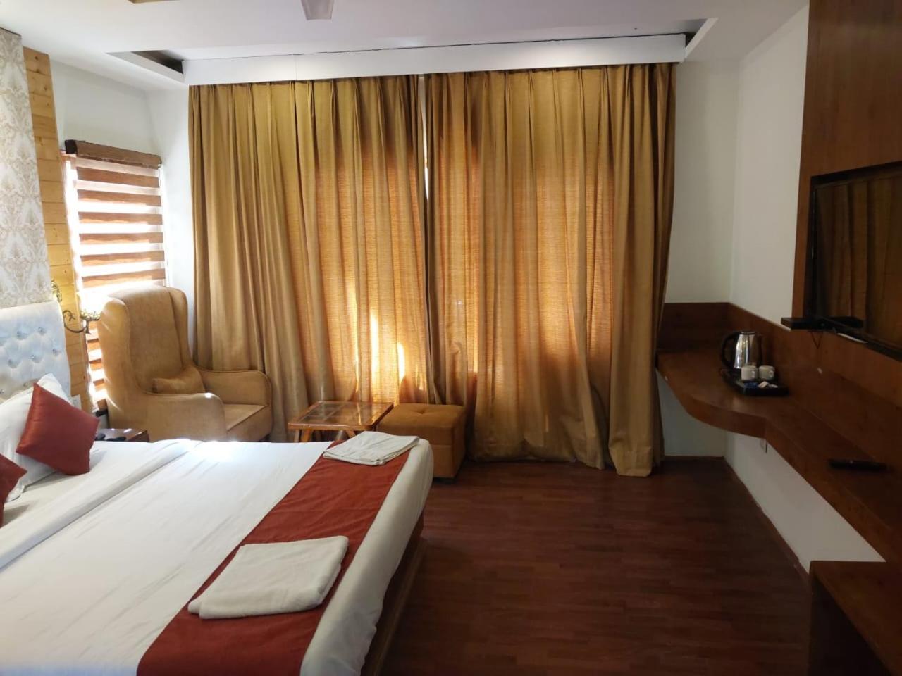 Hotel Di Villa - Manali (Himachal Pradesh) — Photos 1